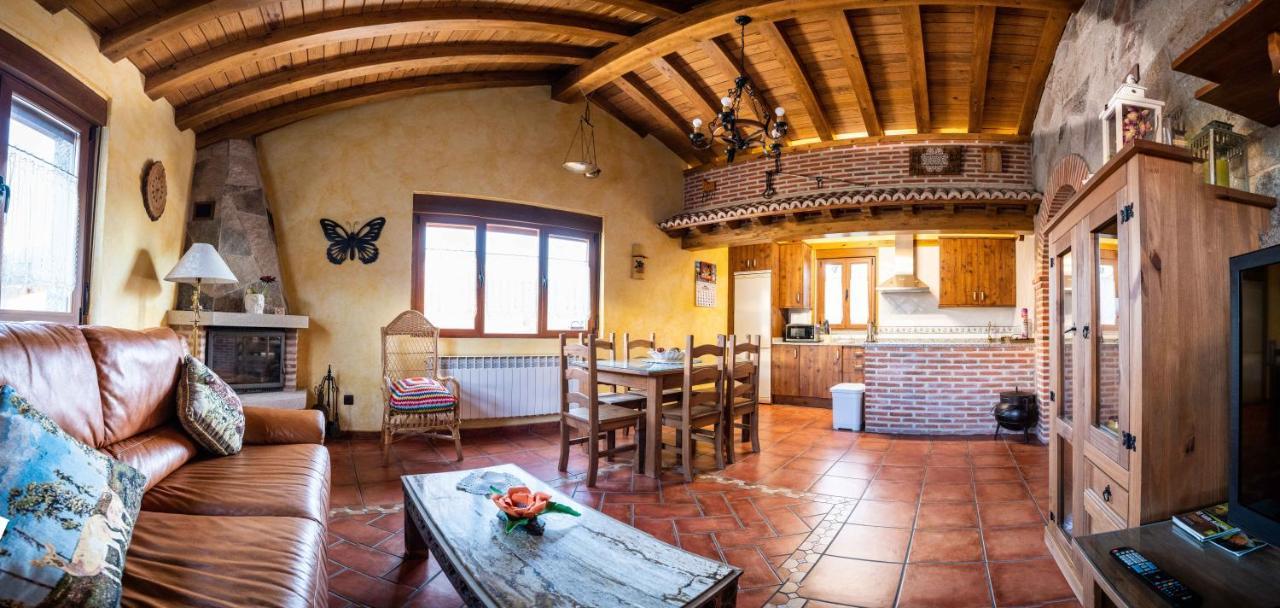 Casa Rural La Gabina Munogalindo Εξωτερικό φωτογραφία